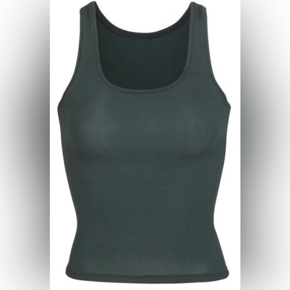 NWT SKIMS SOLD OUT COLOR Soft Lounge Tank Cypress (rare color) Size 2XL